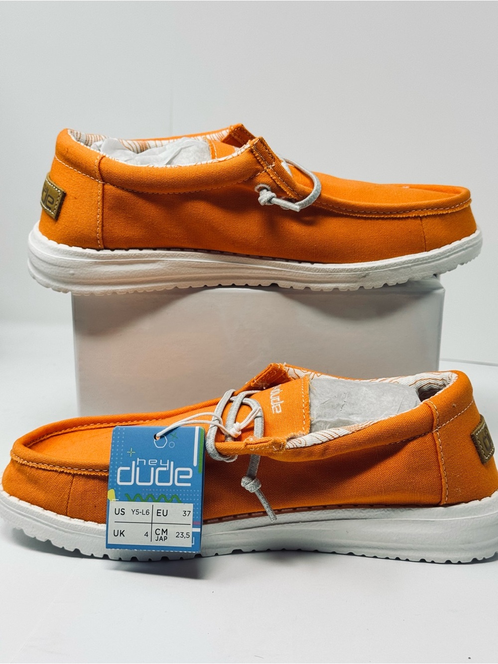 NEW Hey Dude Fiesta Orange Youth Size 5 Women Size 6Canvas Casual Slip-Ons WTAG